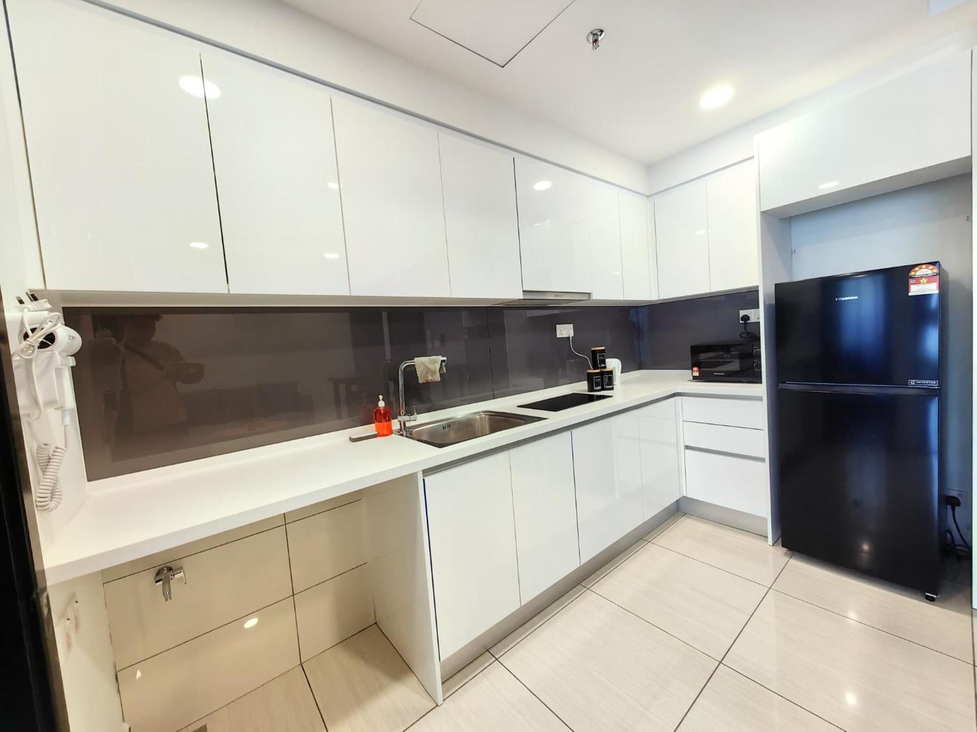 3110 Almas Muji Studio100mbps Netflix By Apartemen *